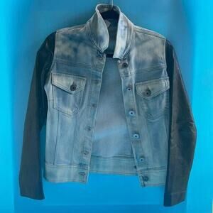 Calvin Klein Women's Long Leather Sleeves Jeans Jacket Size Small
